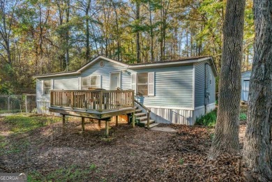 Lake Sinclair Home For Sale in Eatonton Georgia