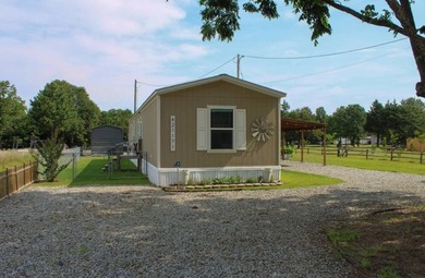 Lake Home For Sale in Eufaula, Oklahoma