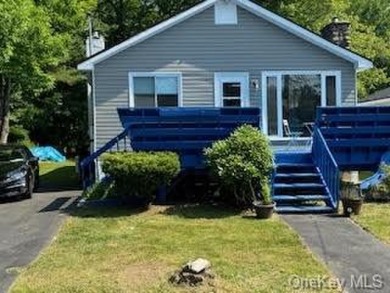 Lake Home For Sale in Fallsburg, New York