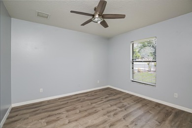 Welcome to 591 SE Chapman Avenue - a spacious, true 4 BD, 3 BA - photo 20