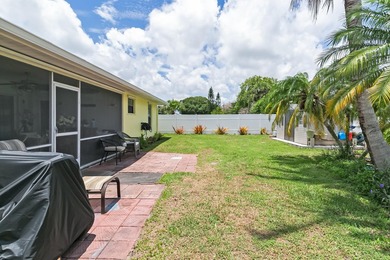 Welcome to 591 SE Chapman Avenue - a spacious, true 4 BD, 3 BA - photo 27