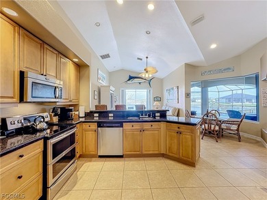 Florida Lifestyle at its best! Almost 3000 sq ft under air - photo 8