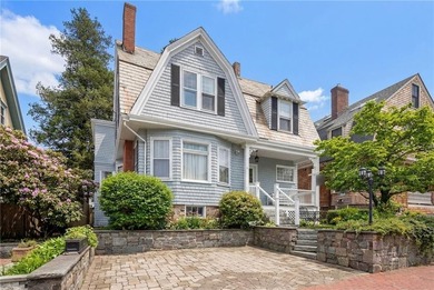Located in one of Newport's most desirable and walkable - photo 1