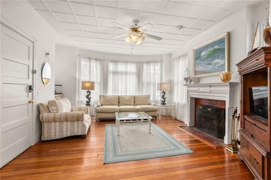 Located in one of Newport's most desirable and walkable - photo 4