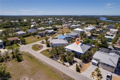 Stunning, Custom Coastal Canal Home located in Captain's Cove - photo 6