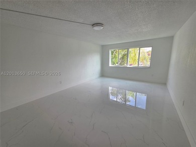 Beautifull Property completely remodeled in 2026. It consists of - photo 8