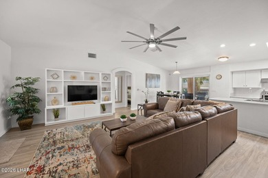 Turn-key and fully furnished Southside pool home with RV garage! - photo 12