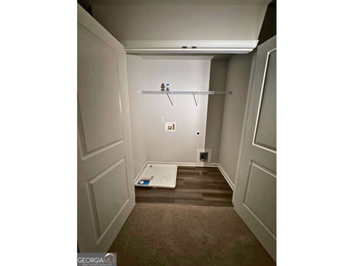 Move-in ready 3 bedroom, 2.5 bathroom townhome in Milledgeville - photo 13