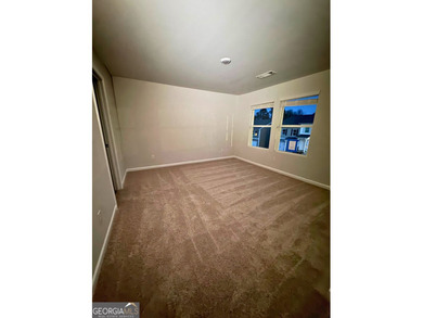Move-in ready 3 bedroom, 2.5 bathroom townhome in Milledgeville - photo 15