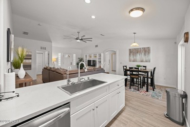Turn-key and fully furnished Southside pool home with RV garage! - photo 15