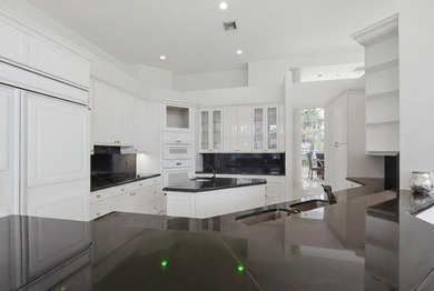 Discover comfortable living in this spacious five-bedroom, 4 - photo 20