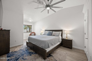 Turn-key and fully furnished Southside pool home with RV garage! - photo 24