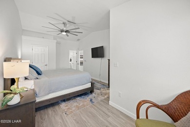Turn-key and fully furnished Southside pool home with RV garage! - photo 25