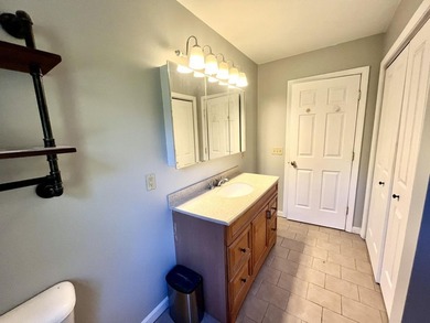 PRICE IMPROVEMENT on this lovely, single level home just 5+ - photo 26