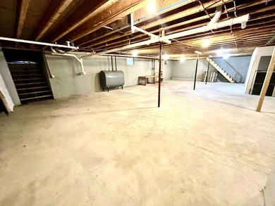 PRICE IMPROVEMENT on this lovely, single level home just 5+ - photo 37