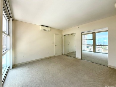 Experience high-rise living in this well-maintained 2-bedroom - photo 8