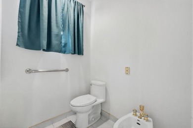 Discover comfortable living in this spacious five-bedroom, 4 - photo 47