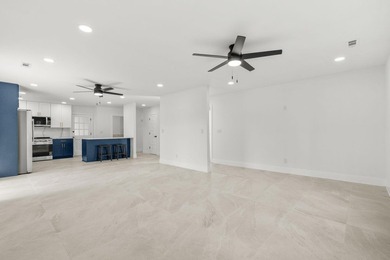 Completely remodeled from top to bottom, this beautifully - photo 3