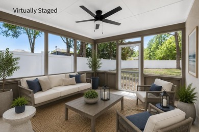 Completely remodeled from top to bottom, this beautifully - photo 8
