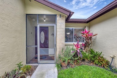 Charming 2-bedroom, 2-bathroom home located in a well-maintained - photo 3