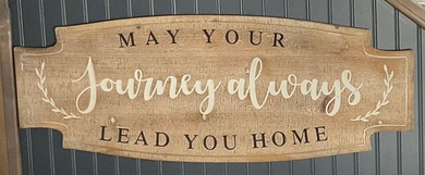 Your search is over! Welcome to this beautifully decorated - photo 17