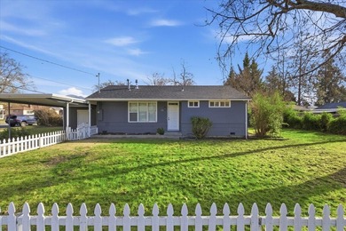 Rogue River Home For Sale in Grants Pass Oregon