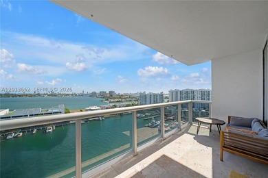 Rare high-floor 3-bedroom corner unit with sweeping water views - photo 2