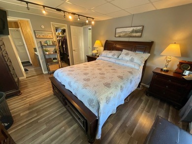 Your search is over! Welcome to this beautifully decorated - photo 36