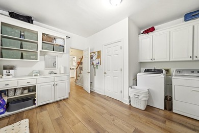 Don't miss this incredible opportunity to own a spacious custom - photo 40