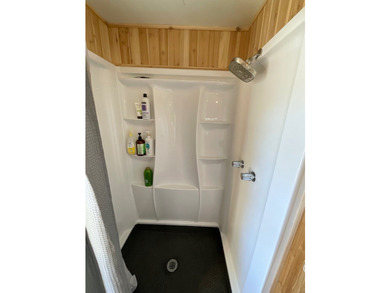Your search is over! Welcome to this beautifully decorated - photo 42
