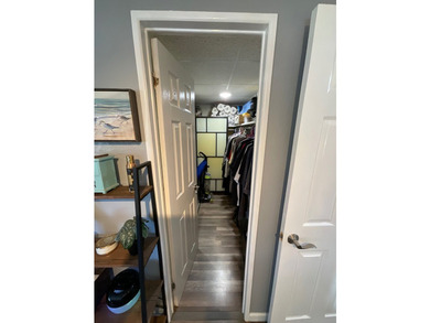 Your search is over! Welcome to this beautifully decorated - photo 45