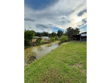 Discover the charm of true Florida living in this Fisherman's - photo 3