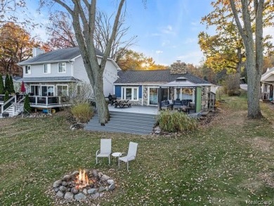 Lake Home Sale Pending in Fenton, Michigan