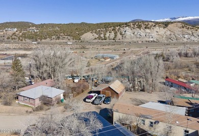 Large lot with great development potential, or just sit back and - photo 2