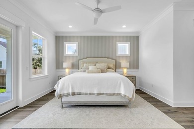 PRICE IMPROVEMENT! Exquisitely designed, 4 Bed, 3 1/2 half bath - photo 25
