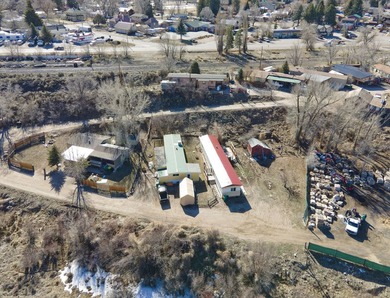 Large lot with great development potential, or just sit back and - photo 9