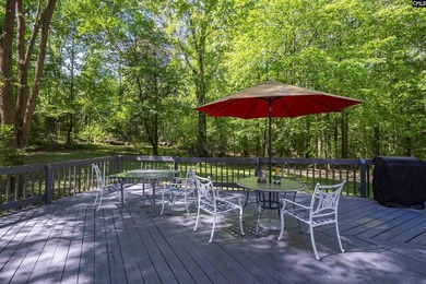Tucked away on a private road in the heart of Lexington, this - photo 31