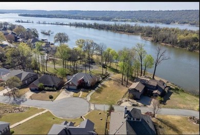 Build your dream home on this beautiful level lot in subdivision - photo 9