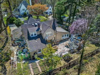 Located in the Great Neck South school district, where the - photo 1