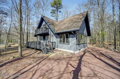 Lake Home For Sale in Pocono Pines, Pennsylvania
