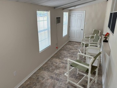 Don't miss out on this beautifully remodeled 2-bedroom, 1.5-bath - photo 16