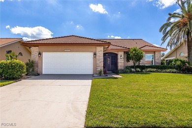 Lake Home For Sale in Fort Myers, Florida
