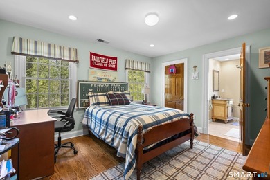 Beautifully rebuilt in 2006, this custom turn-key retreat offers - photo 25