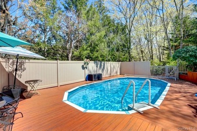 Welcome to Tuscany in Kings Park, an exceptional and rare - photo 33