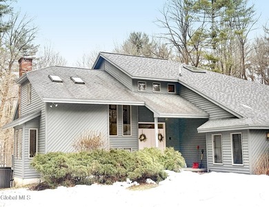 This spacious contemporary home has a magnificent lot offering - photo 3