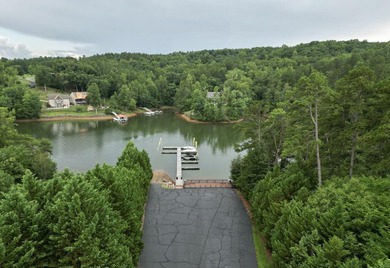 Pond-front, 2.97 acre lot in beautiful Runaway Bay with access - photo 6