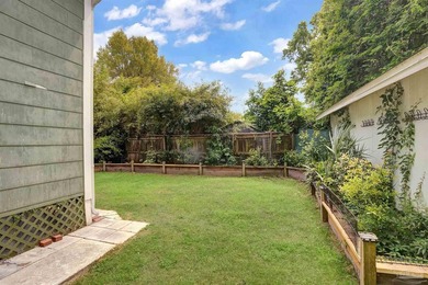 BACK ON THE MARKET - NO FAULT OF SELLER. This stunning East Hill - photo 22