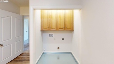 Three bedrooms and a spacious two-level layout set the tone for - photo 25