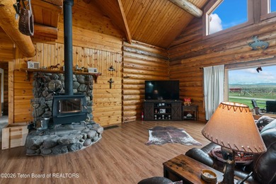 Stunning 2,532 sq ft log home on 90 working acres in the heart - photo 26