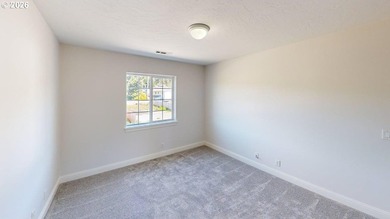 Three bedrooms and a spacious two-level layout set the tone for - photo 27